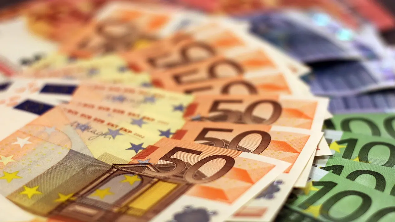 Kimler alabiliyor? Almanya'da öğrencilere 1000 Euro'luk destek