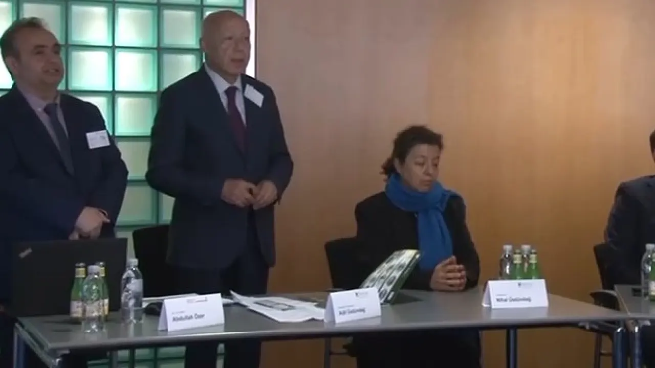 Von Malatya nach Bad Soden in Deutschland: 35.000 m² großes Gebäude