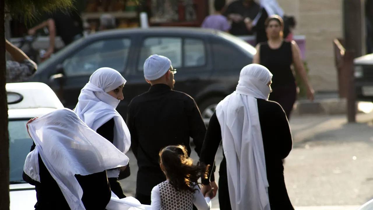 Almanya'dan Suriyeli mültecilere: Statünüzü kaybetmeden ülkenize gidebilirsiniz