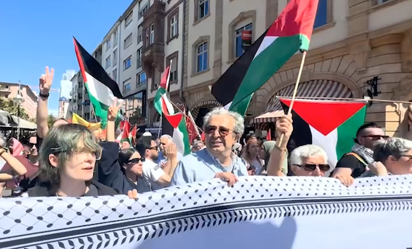 Frankfurt'ta 1 Mayıs böyle kutlandı, "Filistin" vurgusu öne çıktı