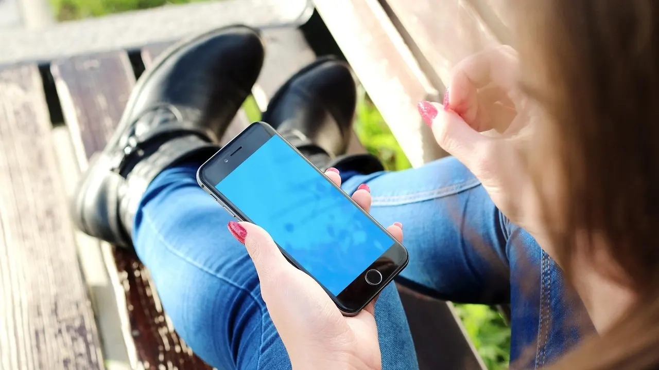 Almanya'da sizi arayan dolandırıcıları artık Vodafone önceden bildirecek