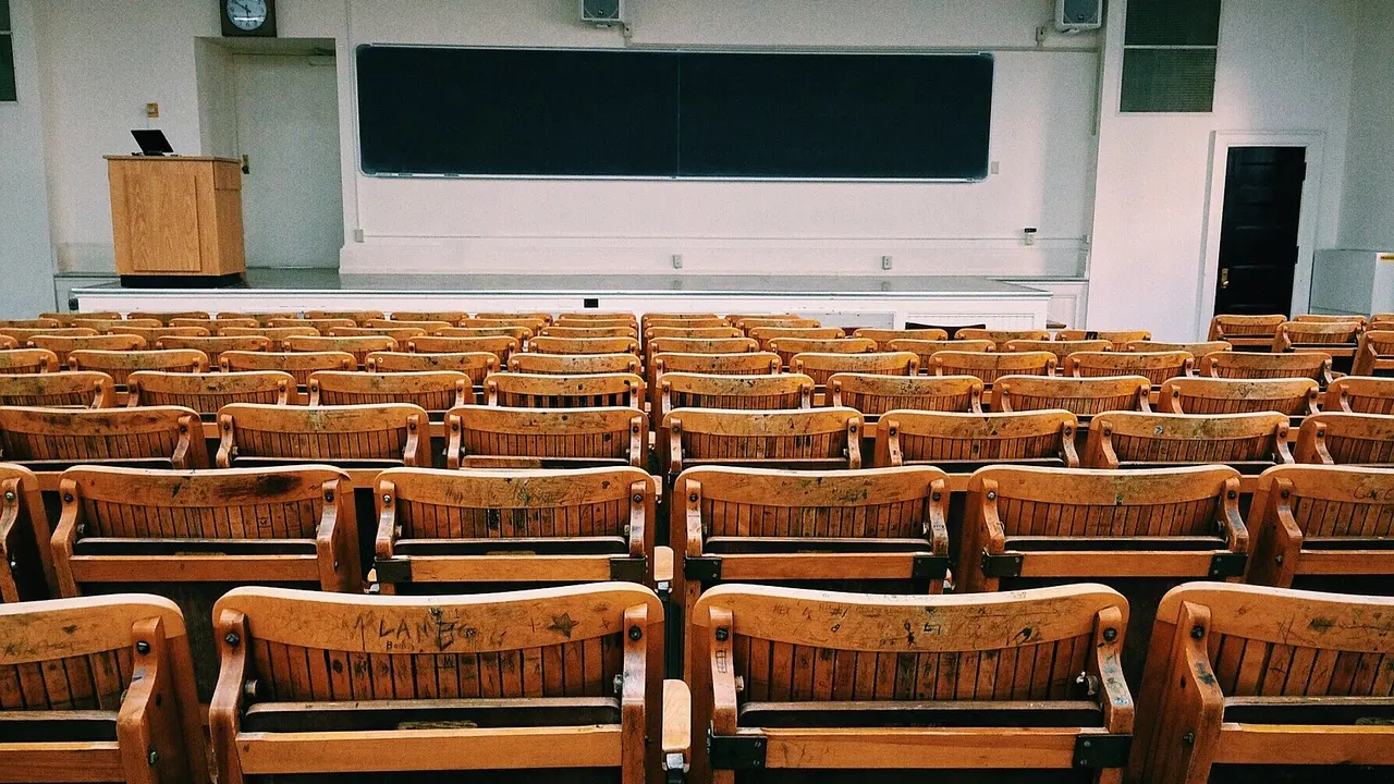 Almanya'da ilk Kürt üniversitesi açılıyor