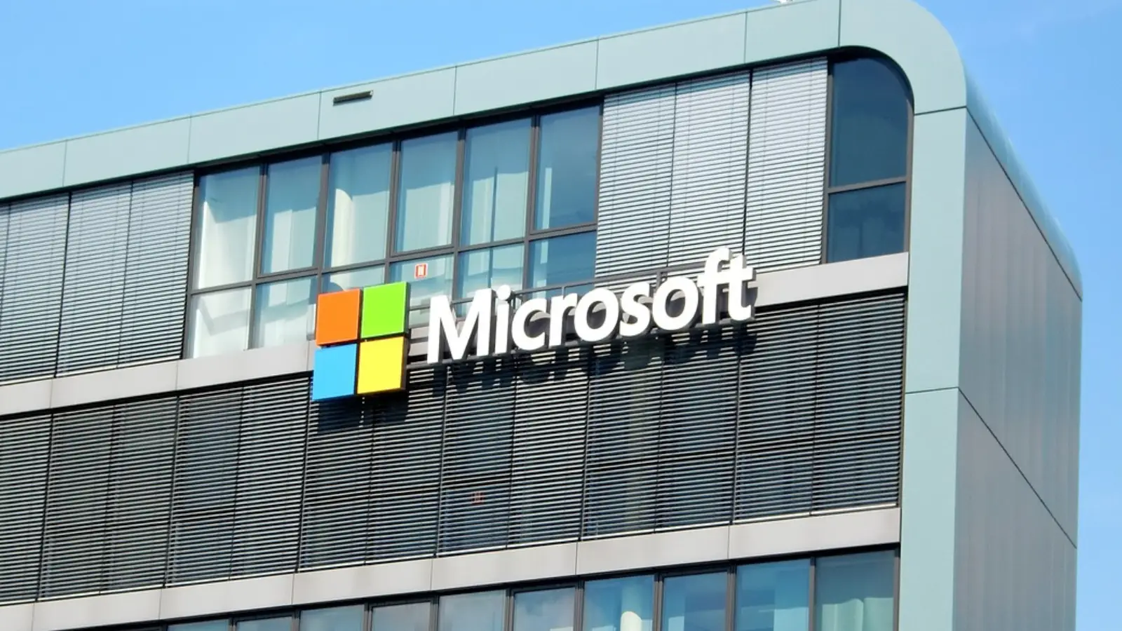 Microsoft dünya çapında binlerce kişiyi işten çıkartıyor
