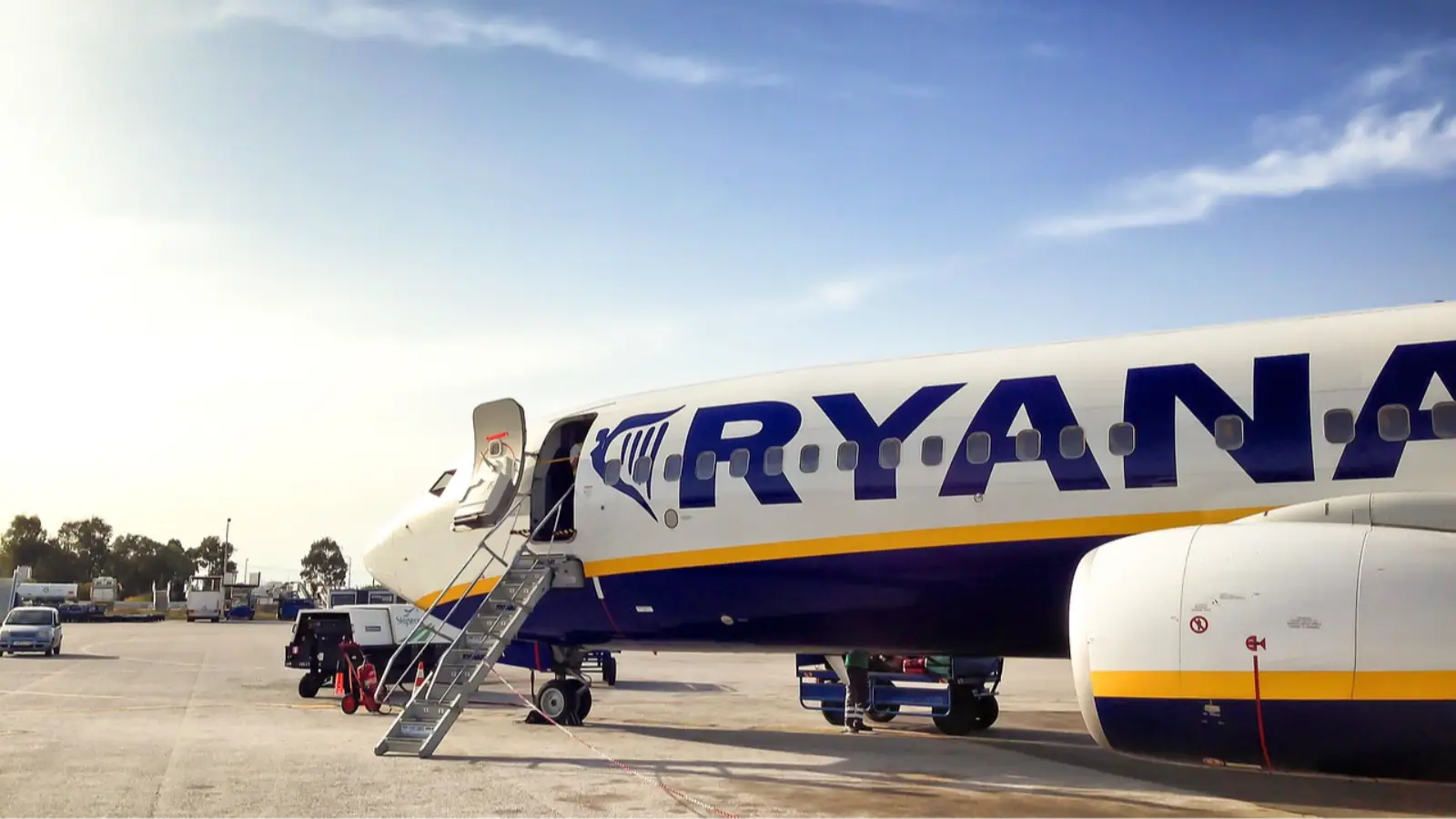 Ryanair ile yolculuk yapanlar dikkat: 100 Euro para cezası kuralı!