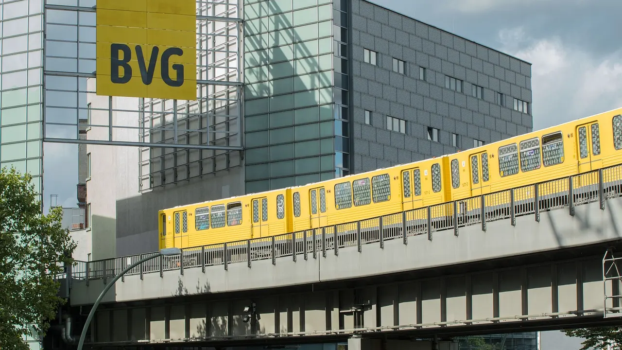 BVG'ye hacker saldırısı: 180 bin müşterinin verileri etkilendi