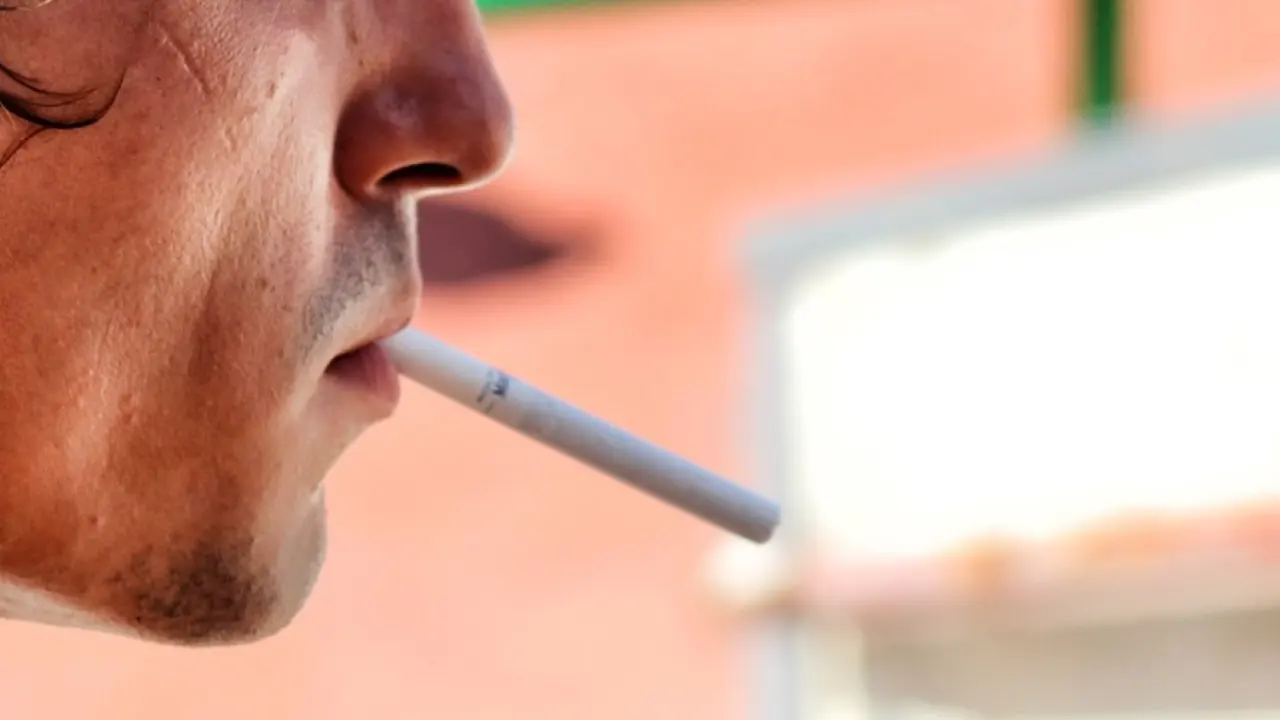 Almanya'da açık havada sigara içme yasağı mı geliyor?