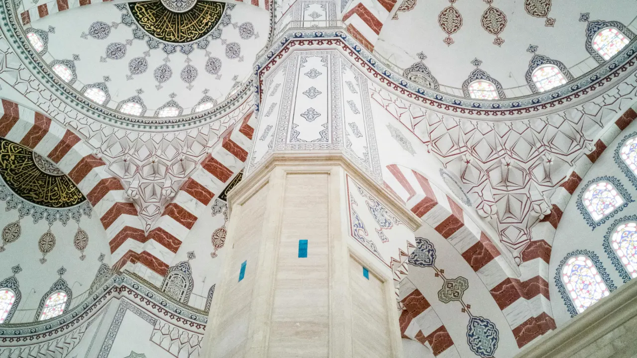Almanya'da DİTİB camilerine saldırı rekor düzeye ulaştı