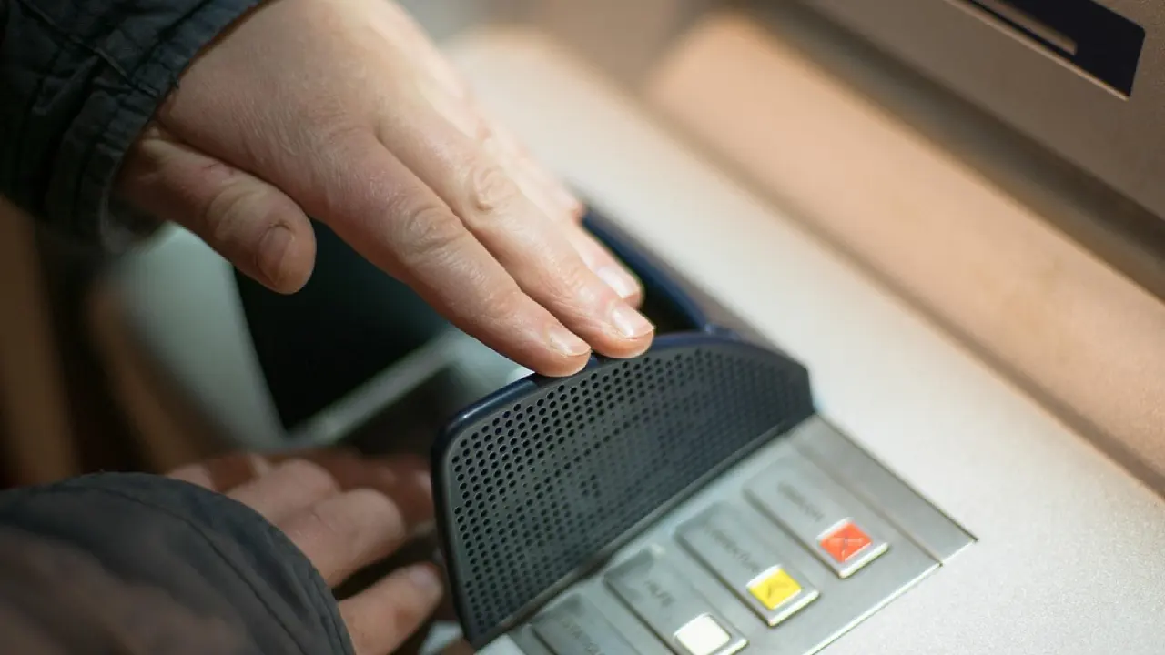 Almanya’da bankadan günlük ne kadar nakit çekebilirsiniz?