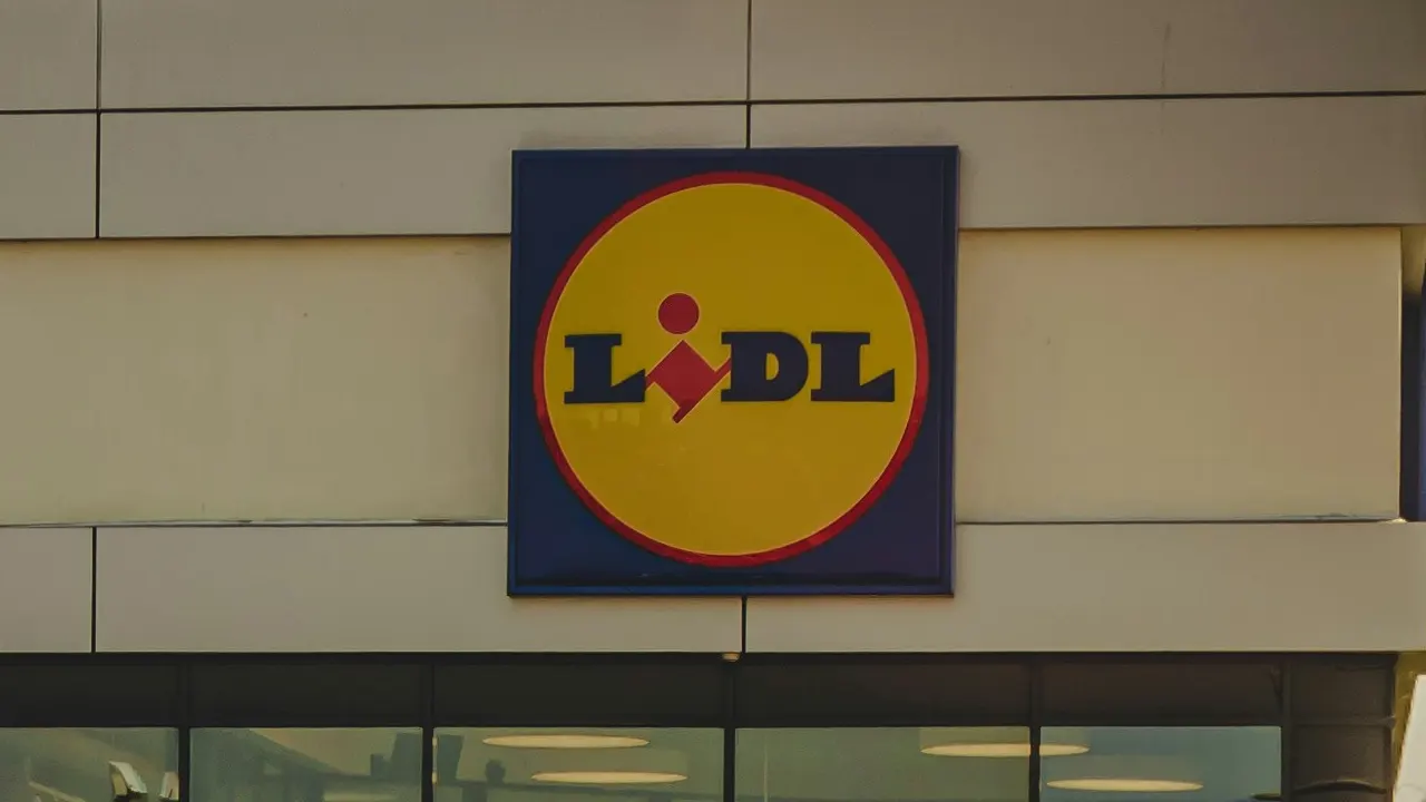 Lidl'de satılan sosis ürünü geri toplatılıyor: Bakteri riski var