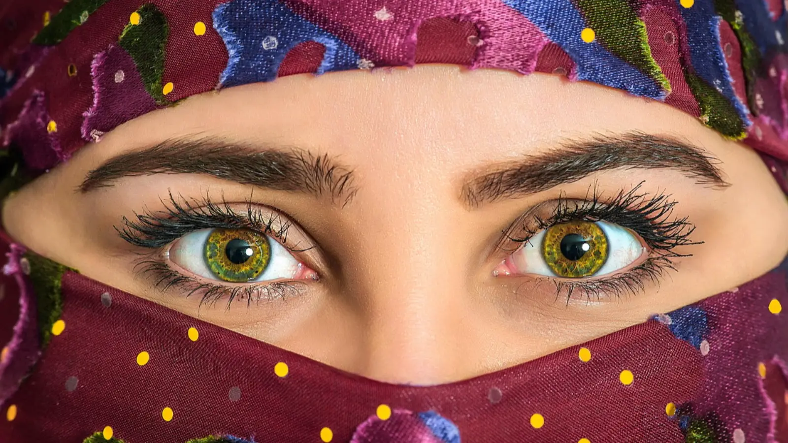 Berlin’de öğretmenlere başörtüsü izni
