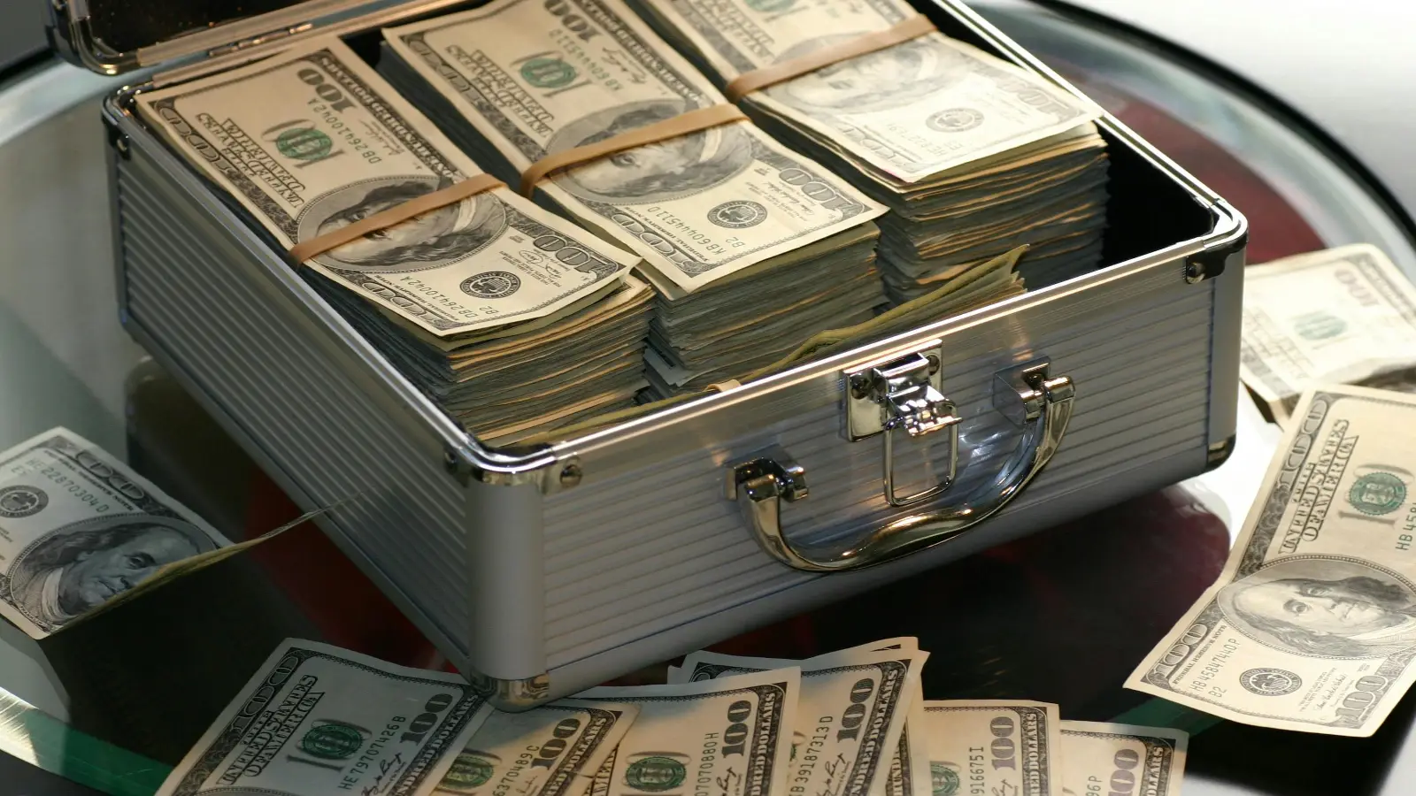 3900 süper zengin, Almanya’daki finansal varlığın yüzde 27’sine sahip
