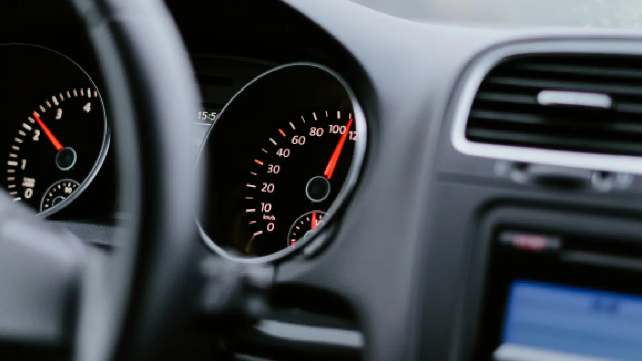 Mercedes, Volkwagen Skoda'da büyük Bluetooth tehlikesi: Konumunuzu görüyorlar, sesinizi dinliyorlar!