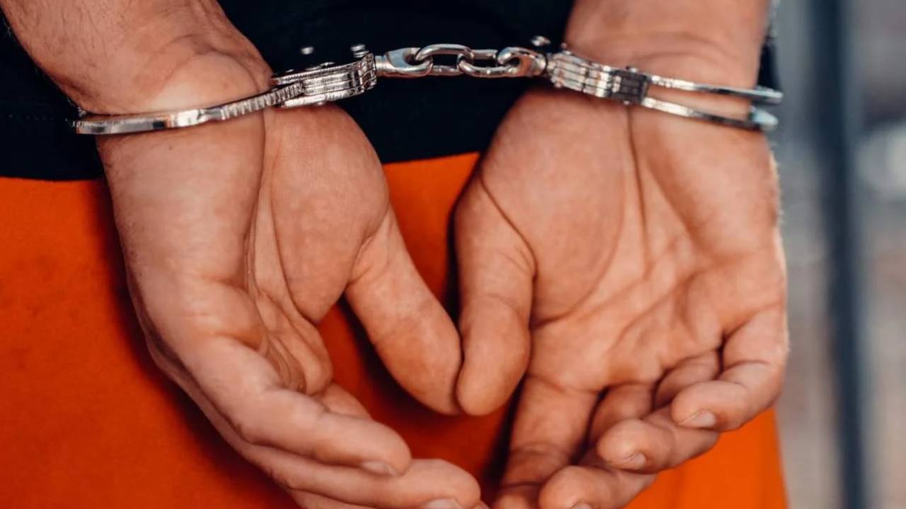 İran adına casusluk yapan Danimarkalı adam Almanya'da gözaltına alındı
