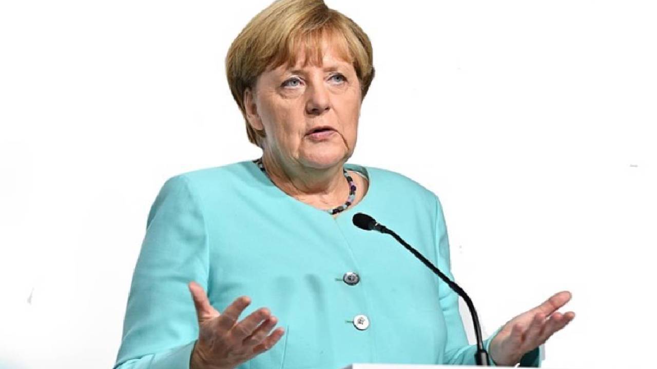 Merz'den Merkel'e gönderme: Bunu başaramadık