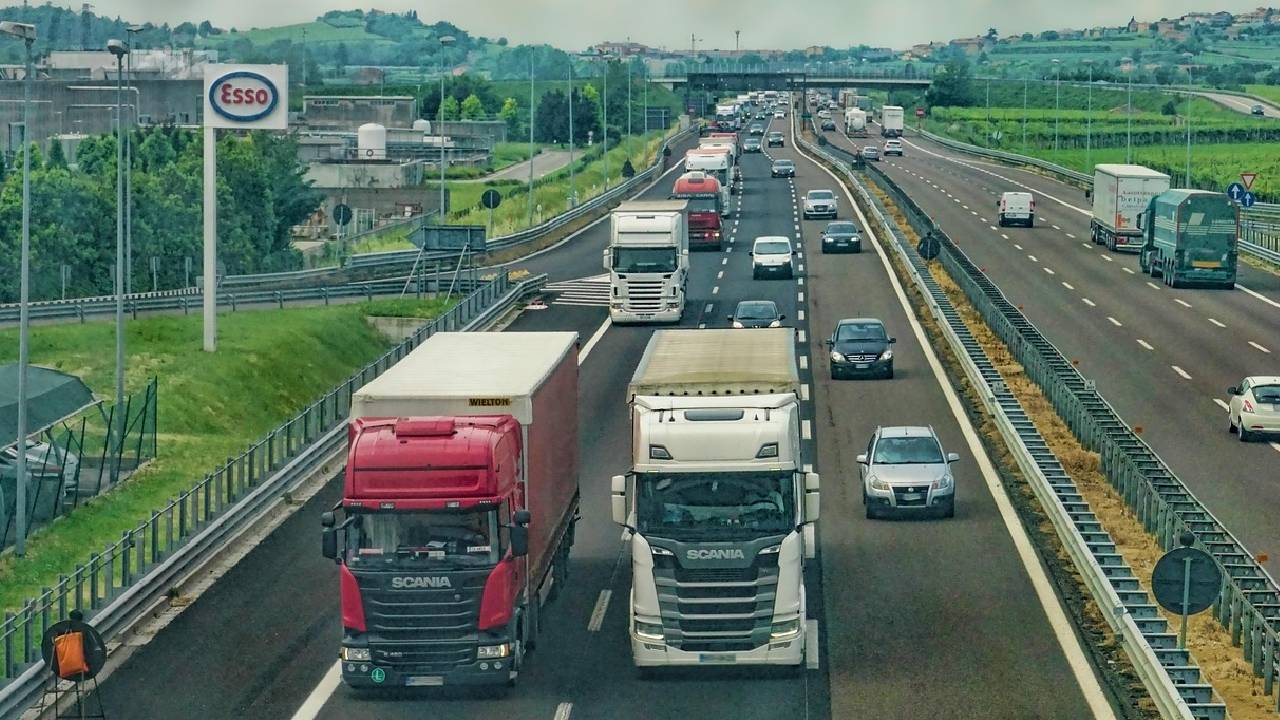 Almanya'da sürücüler dikkat, hız denetimleri başlıyor