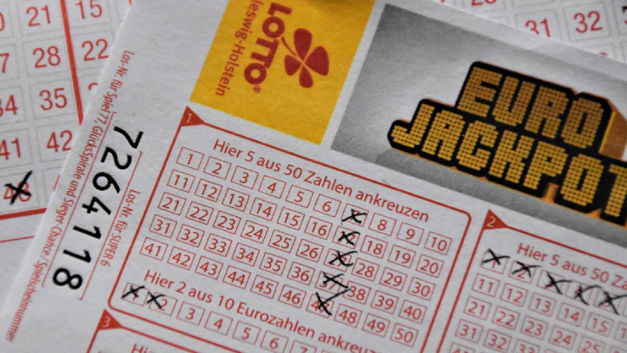 Doğu Almanya'da Eurojackpot'u kazanan kişi rekor kırdı