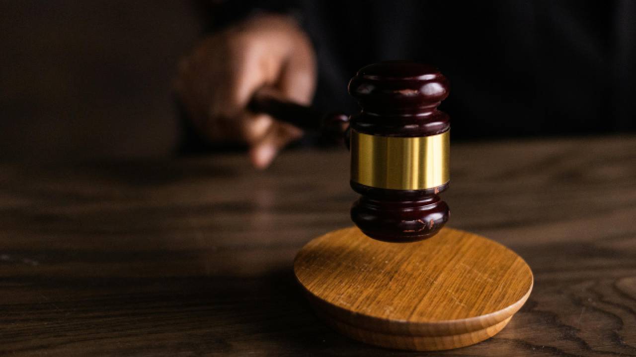 Solingen’de 4 kişilik aileyi öldüren zanlıya istenen ceza belli oldu
