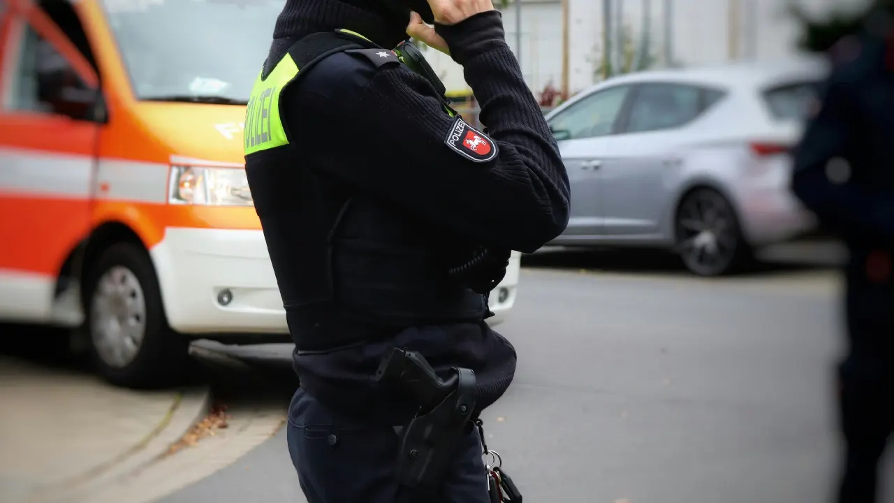 Alarm veriliyor... Alman polisi tükenmek üzere