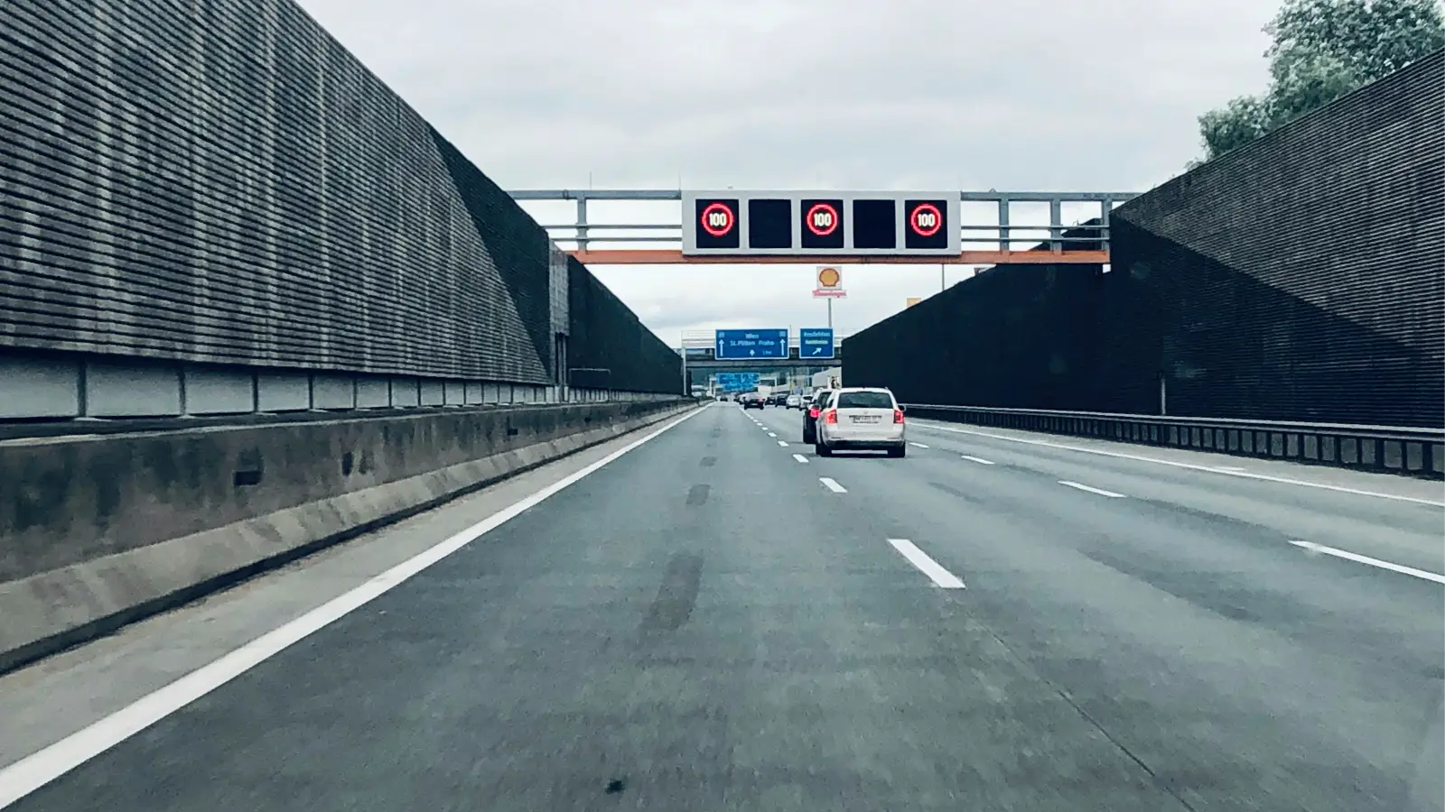 Almanya’nın en pahalı otoyolu Berlin’de trafiğe açıldı