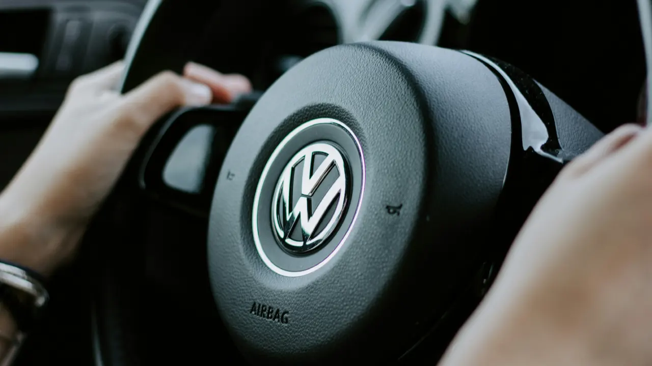 Yasa dışı yazılım: Volkswagen’e yargı şoku