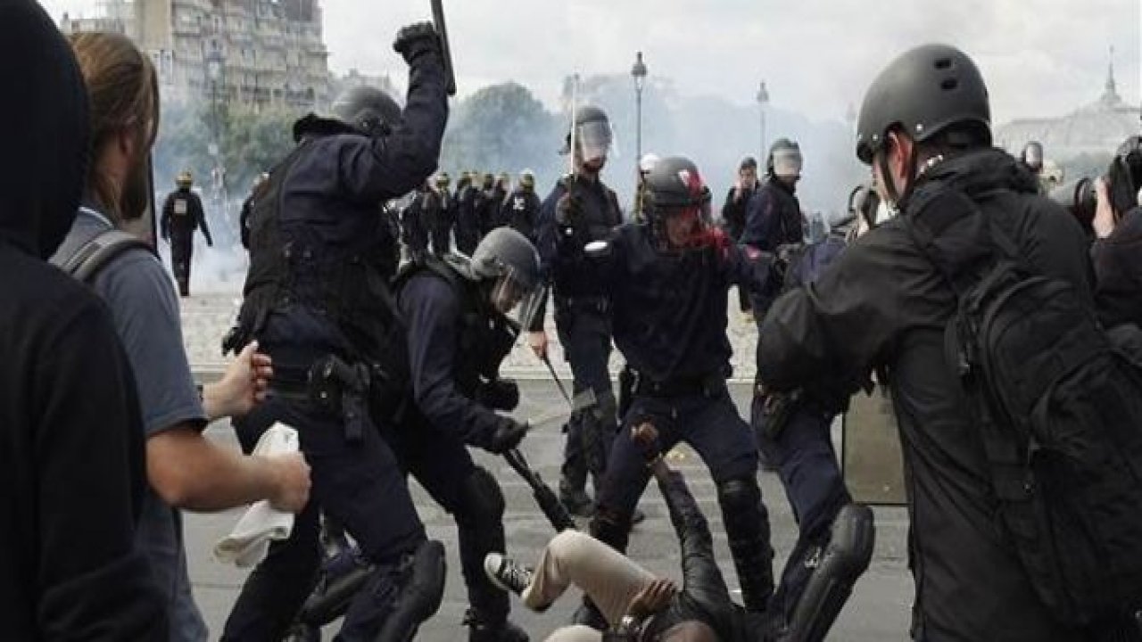 Paris'te eylemcilere sert müdahale