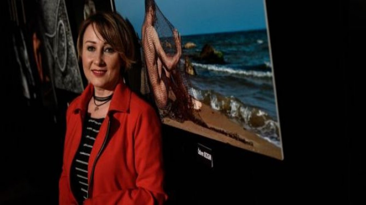 'kadıNgözÜyle' 'nü' sergisi açıldı