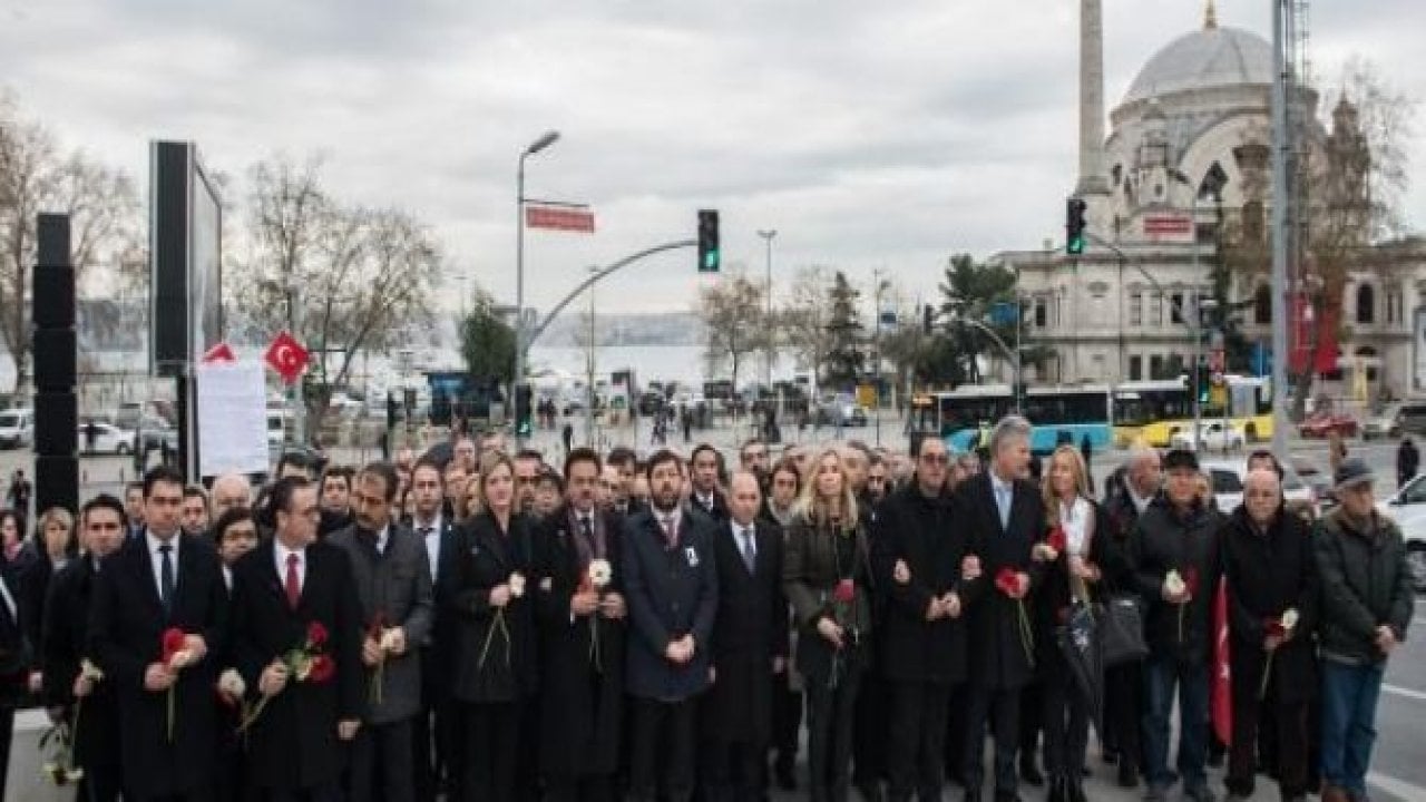30 başkonsolosa tepki
