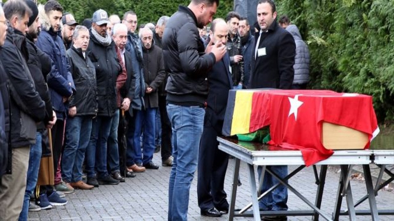 Gurbetçi genç Belçika'da toprağa verildi
