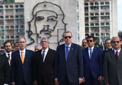 Cumhurbaşkanı Erdoğan, Kübalı şair ve yazar Jose Marti’nin anıtını ziyaret etti