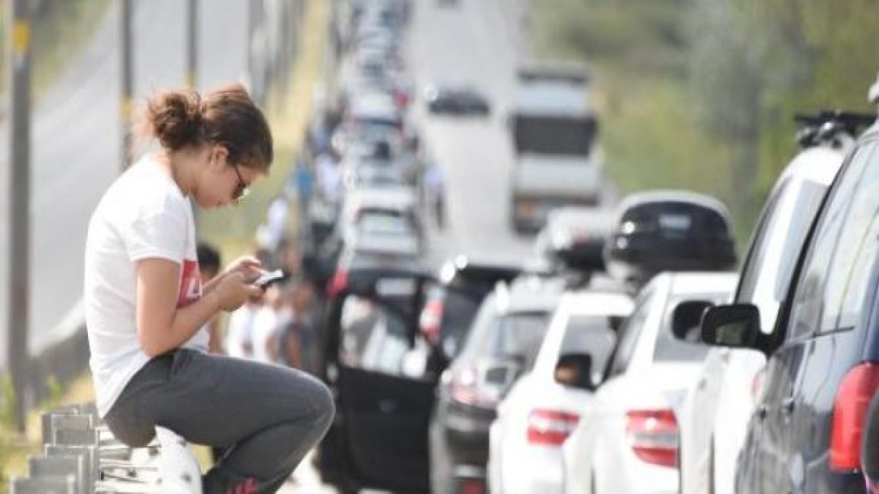 Kapıkule'de dönüş kuyruğu
