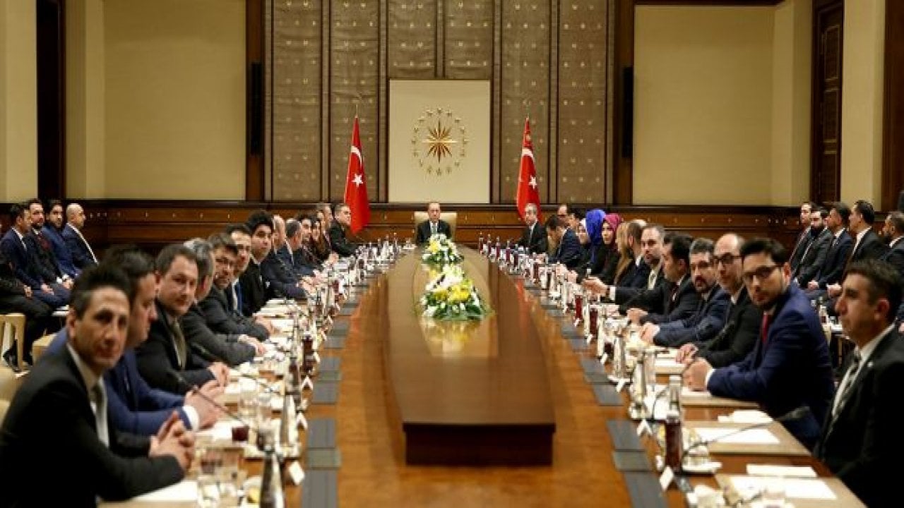 Erdoğan UETD yetkilileriyle görüştü