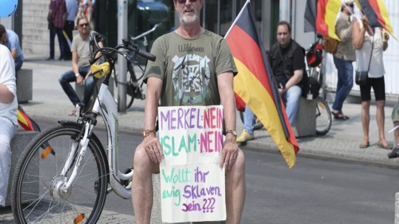 AfD: Özil'in Alman pasaportu var ama Alman değil