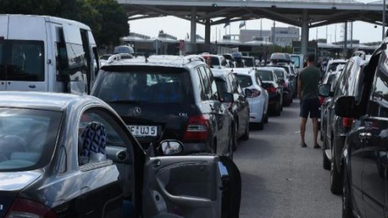 Gurbetçilerin bitmeyen kuyruk çilesi