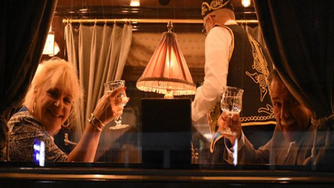 'Orient Ekspres' Türkiye'den ayrıldı