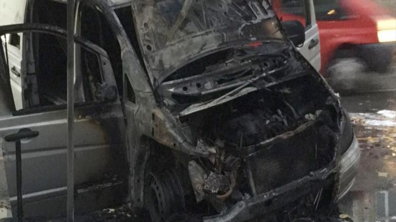Berlin'de DİTİB'in cenaze aracı kundaklandı