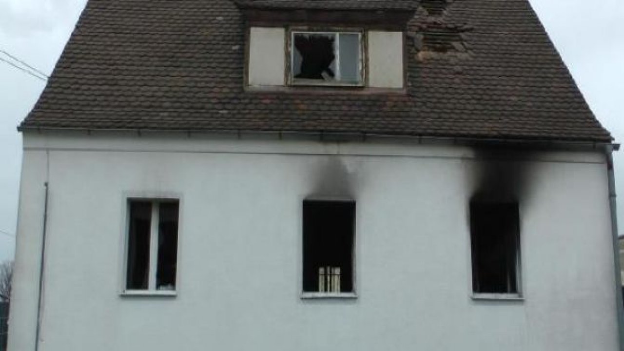 Almanya’nın Nürnberg şehrinde 5 kişilik aile yanarak can verdi