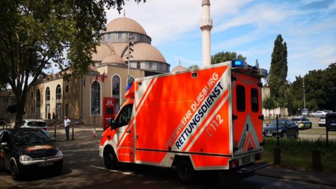 Almanya'da camiye bomba ihbarı