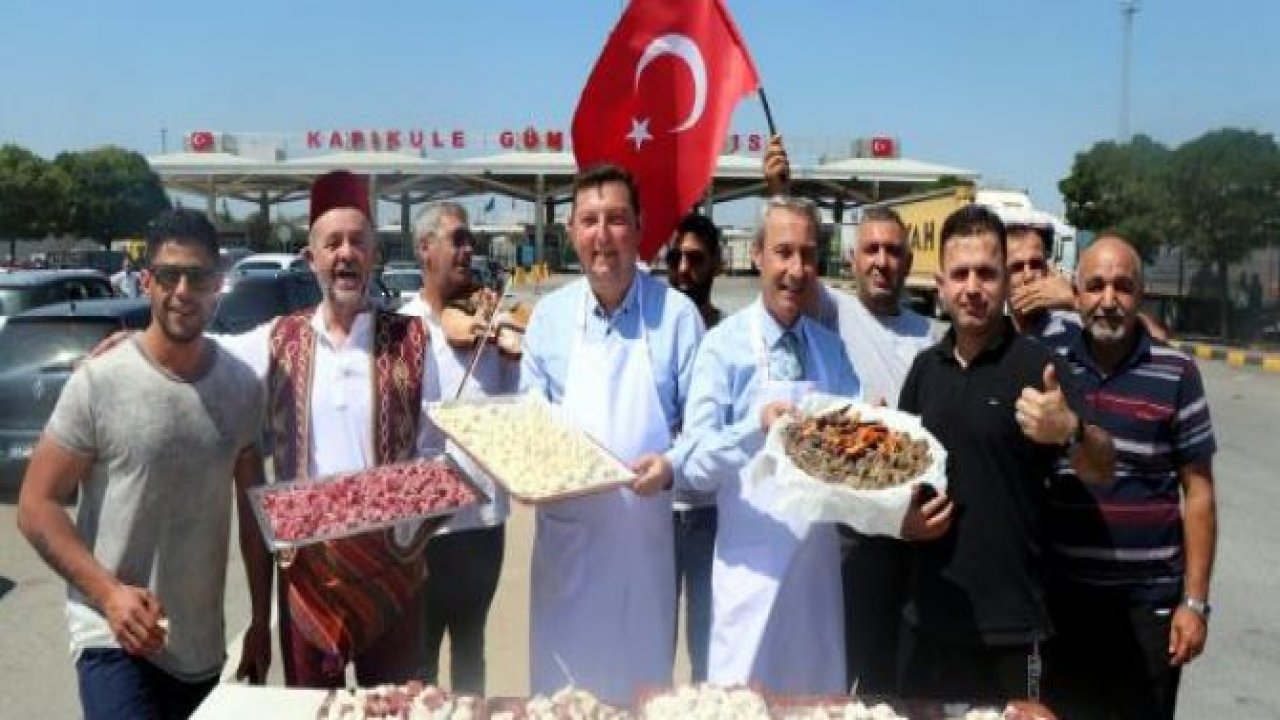 Gurbetçilere Kapıkule'de ‘tatlı’ veda