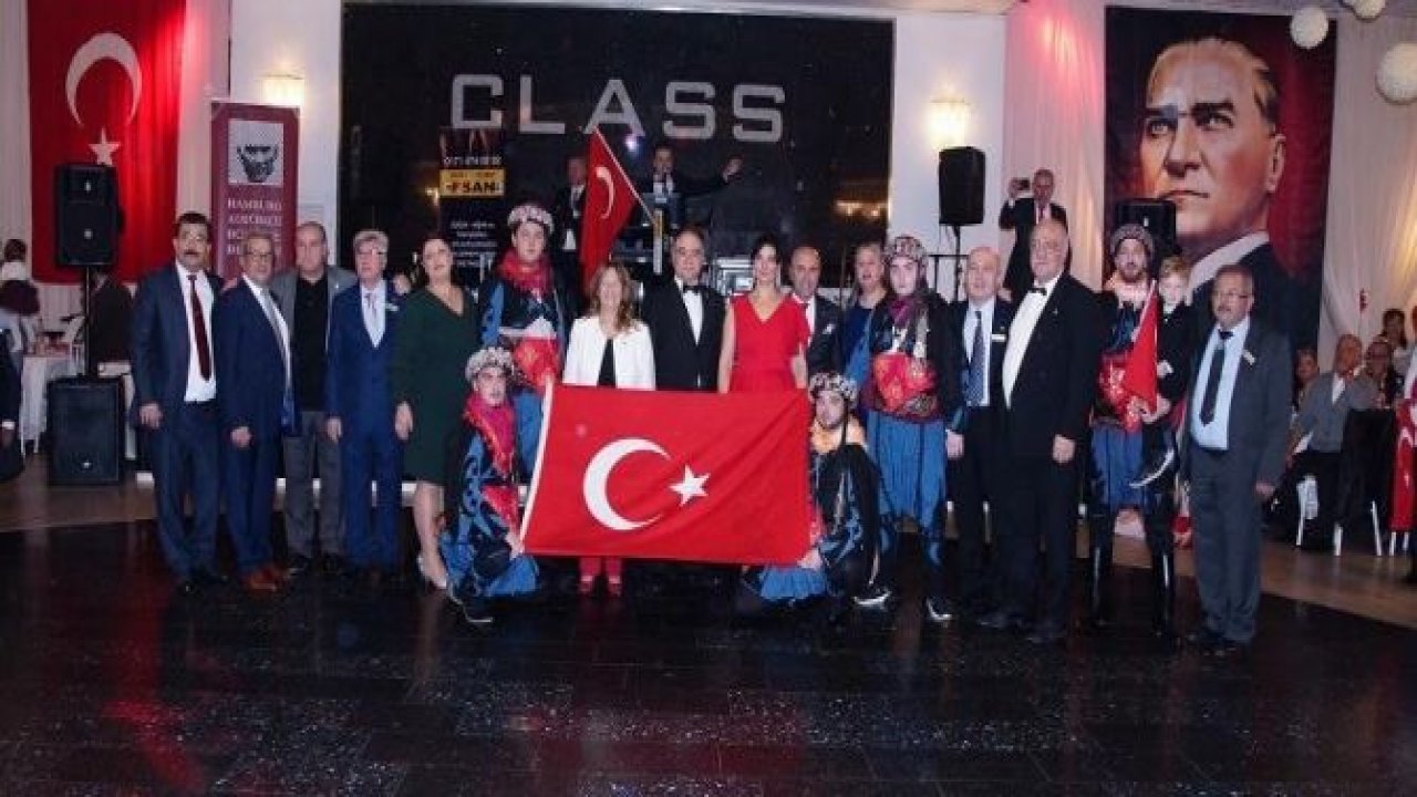 Hamburg'da Cumhuriyet Şöleni