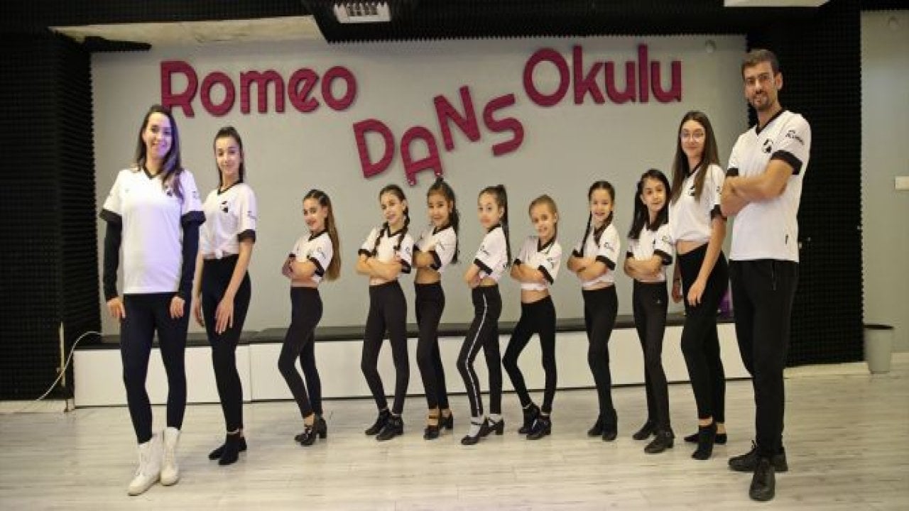 Minik dansçılar, 18-23 Kasım tarihlerinde, Almanya'da Türkiye'yi temsil edecekler