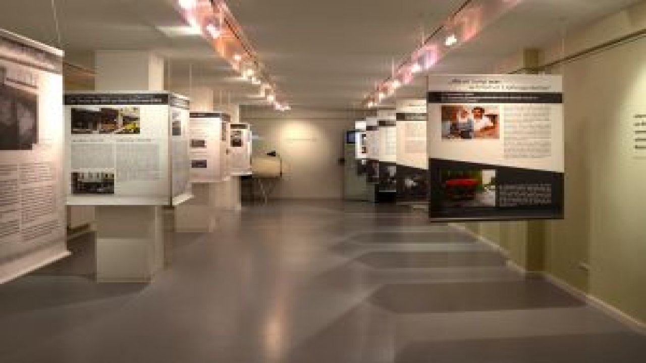 Halit Straße Sergisi açıldı