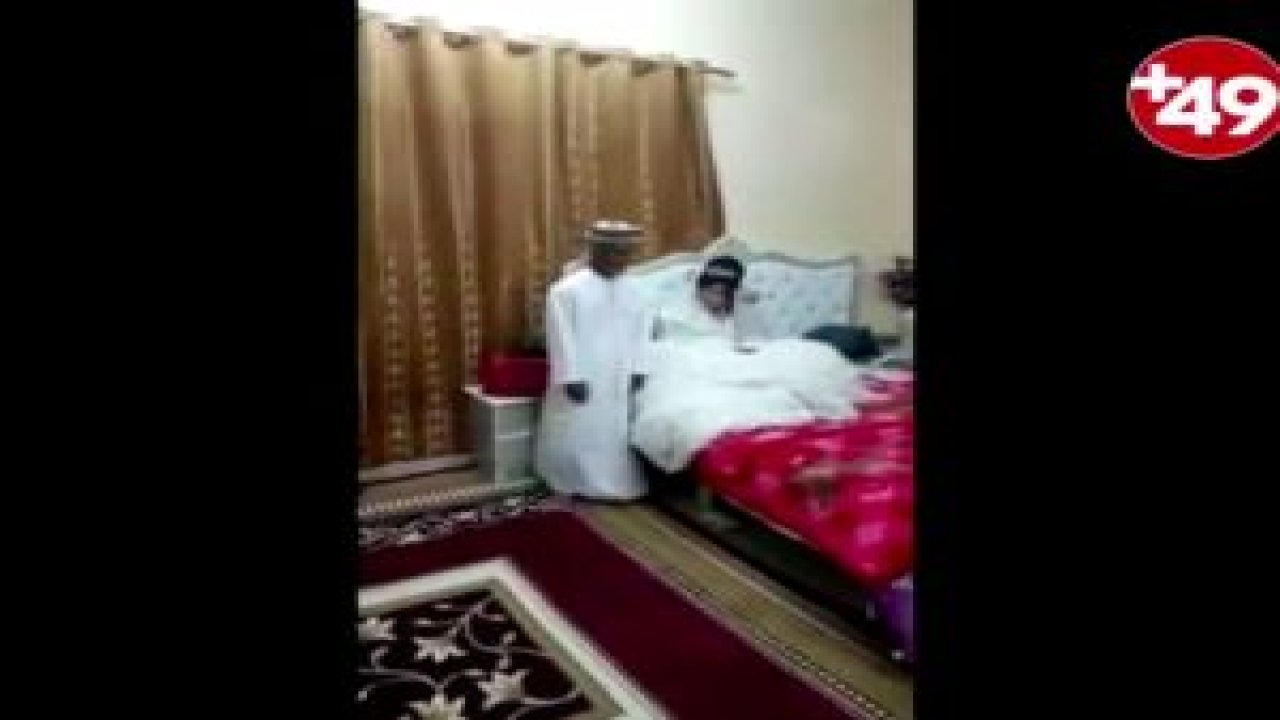 85 yaşındaki adam, 17 yaşındaki kızla evlendirildi