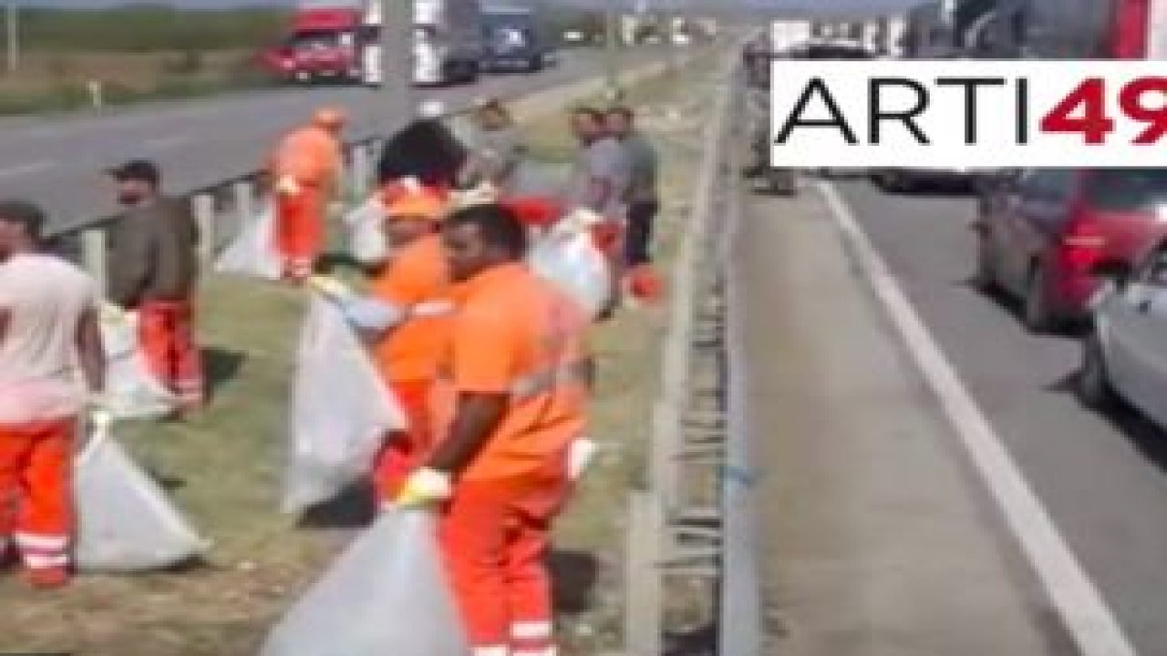 Kapıkule'de geriye çöpler kaldı