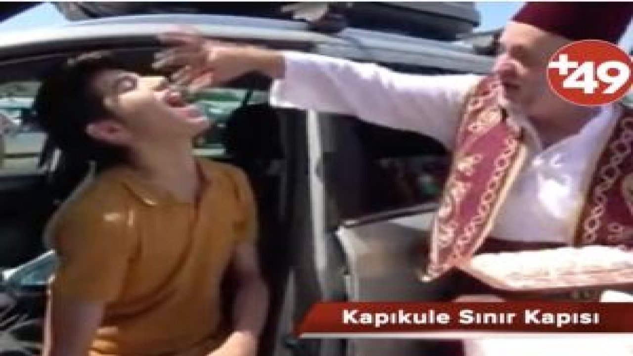 Kapıkule'de gurbetçilere ciğer ve badem ezmeli karşılama
