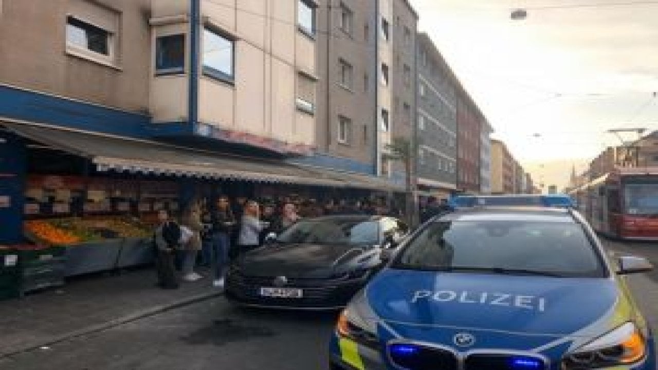 PKK yandaşları, Nürnberg'de Türk marketine saldırdı