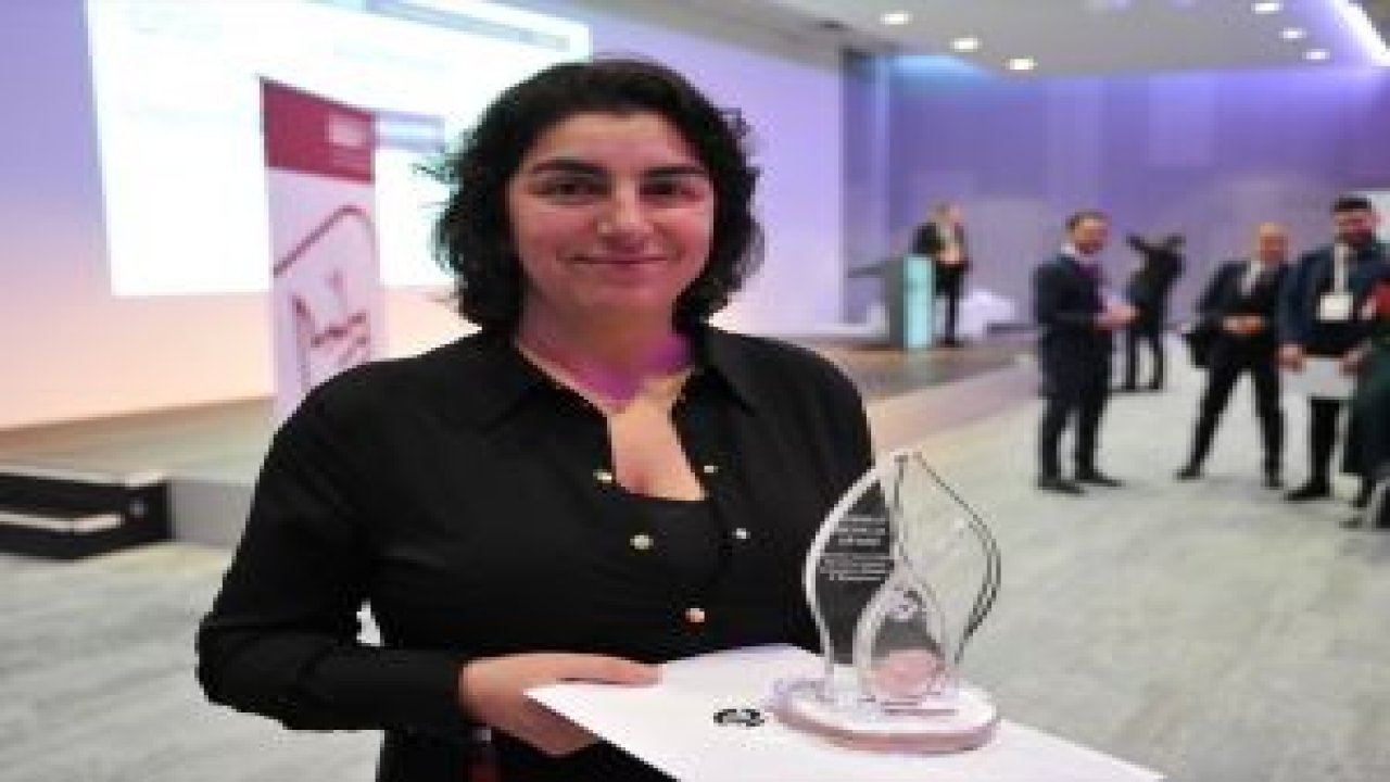 Dr. Dilek Gürsoy, Alman Tıp Ödülü'nü aldı