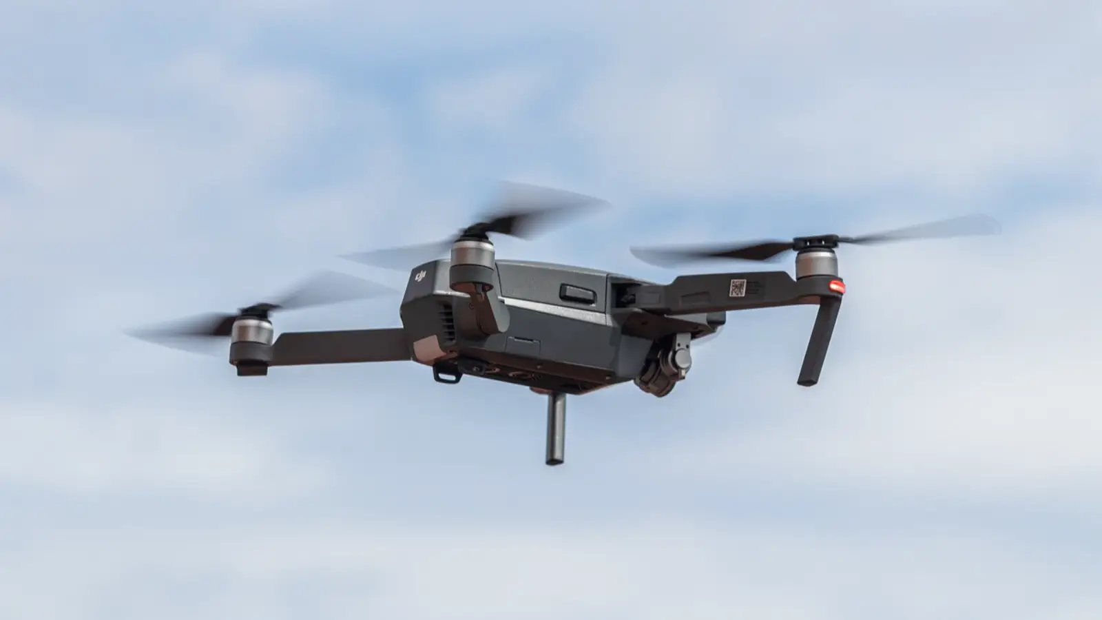Frankfurt Havalimanı’nda drone alarmı: Pilot gözaltına alındı