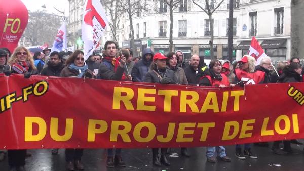 Fransa’da protesto: Hollande sen bittin
