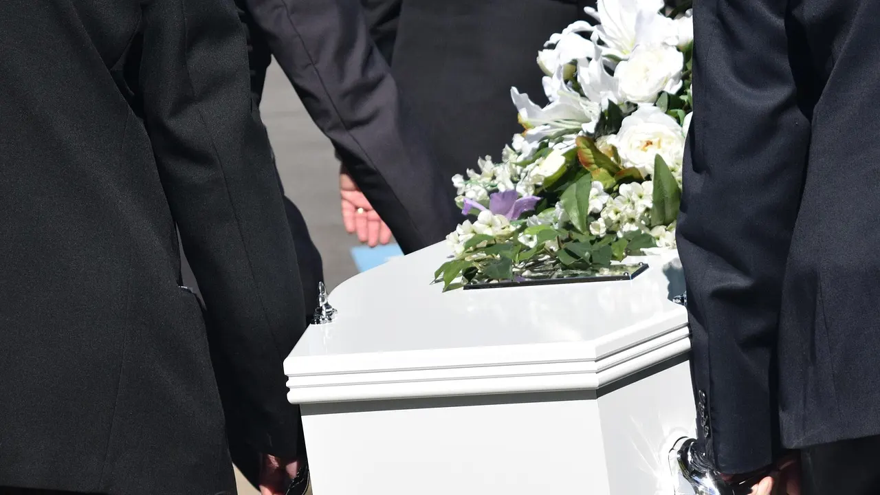 Almanya’da cenaze masraflarında ciddi artış