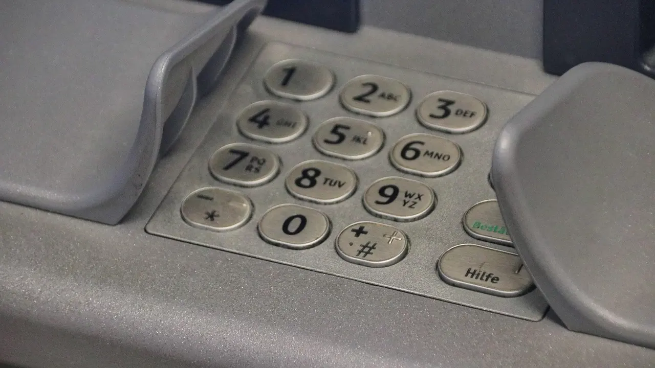 Almanya’da bankamatik krizi: Nakit para çekmek zorlaşıyor